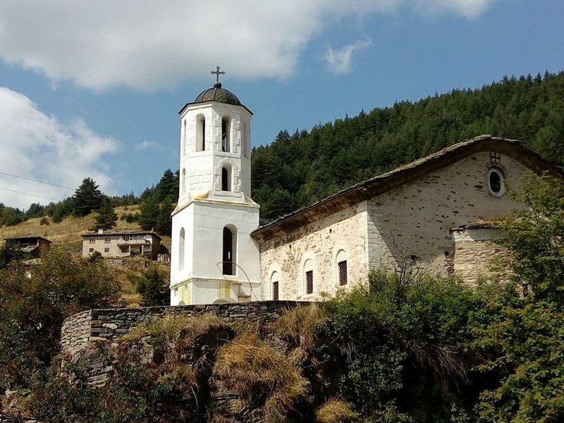 Езда до едно от най-високите села в България